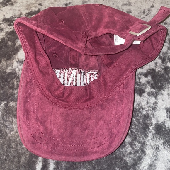 PINK clip on hat - Picture 4 of 4